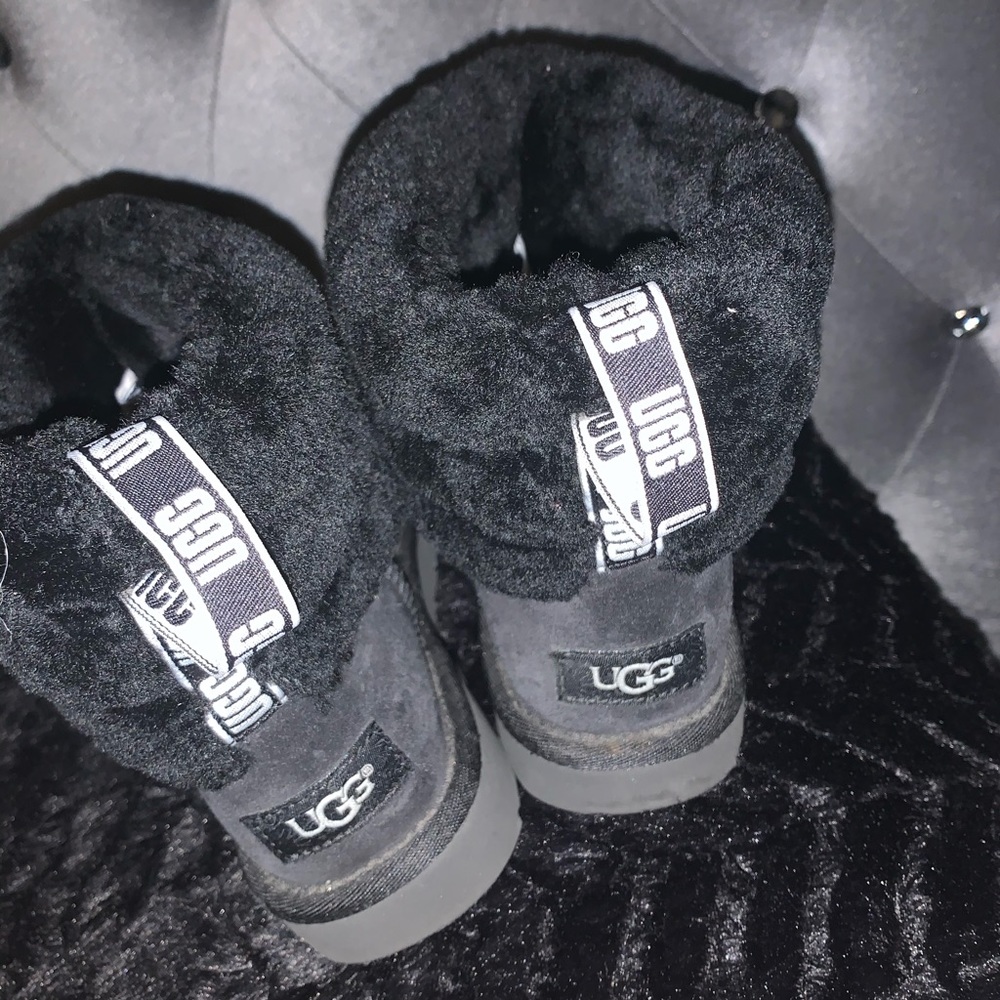 classic mini fluff ugg boot